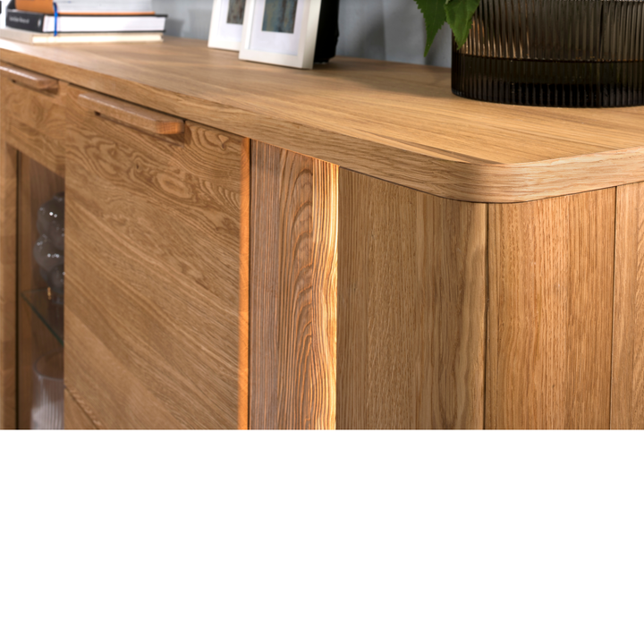 Vitrina de roble miel LONDRES 15, 98×161×43 cm. | VESKOR