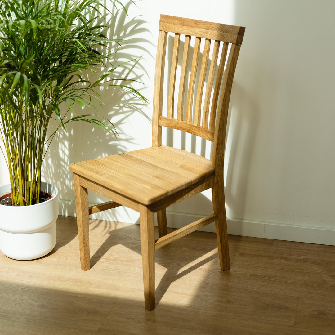 Pack de 2 o 4 Sillas de Comedor de Madera Maciza de Roble Provance | VESKOR