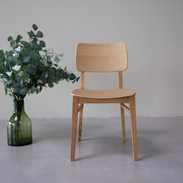 Pack de 2 o 4 Sillas de comedor madera roble KODAMA | VESKOR