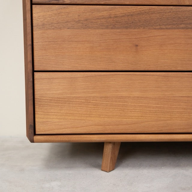 Commode en bois massif SWEDEN 4.2 | VESKOR