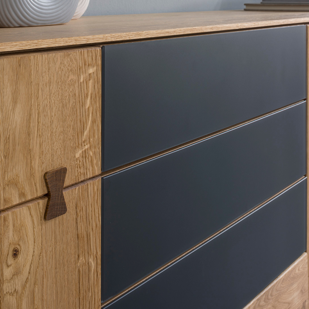 Cómoda de roble MINURA 47, 195x85x40 cm. | VESKOR