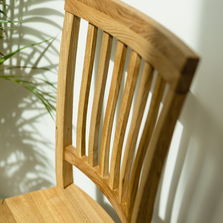 Pack de 2 o 4 Sillas de Comedor de Madera Maciza de Roble Provance | VESKOR