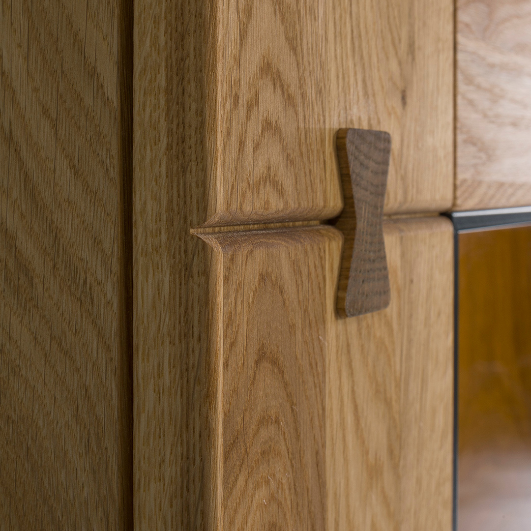 Cómoda de roble MINURA 47, 195x85x40 cm. | VESKOR