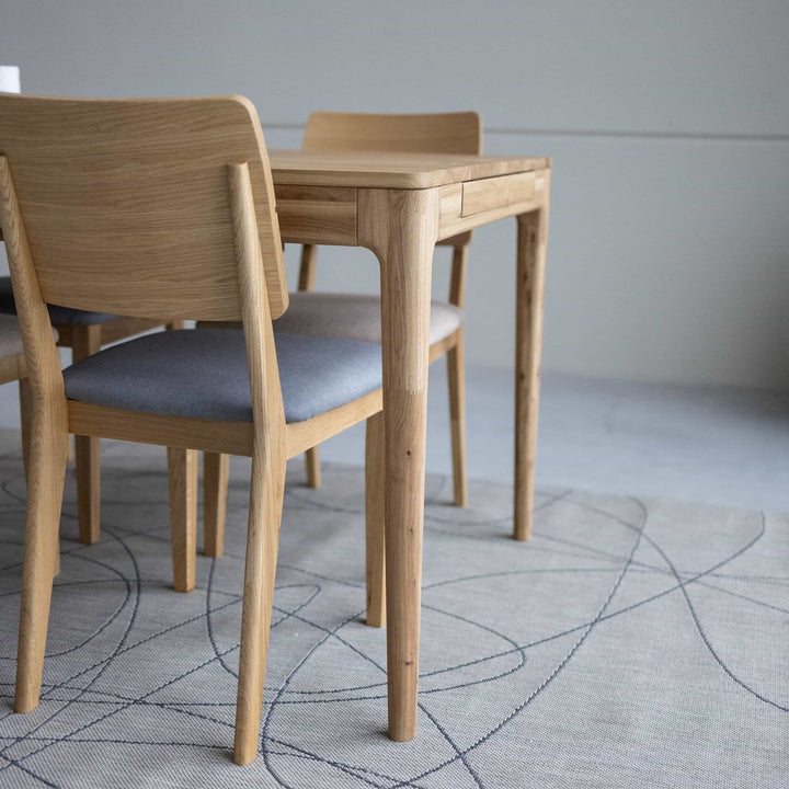Mesa de jantar extensível em carvalho maciço BERGAMO | NordicStory