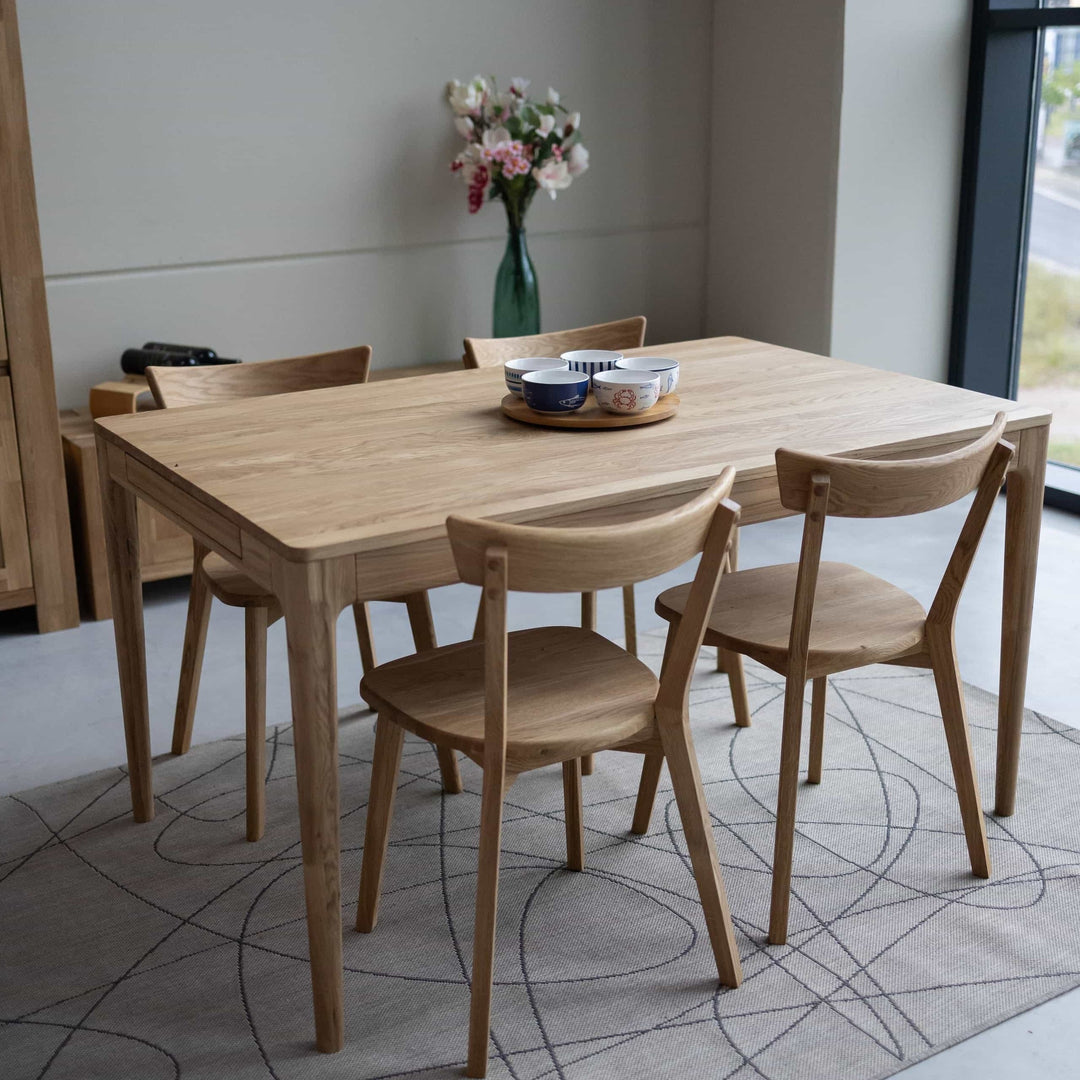 Mesa de jantar extensível em carvalho maciço BERGAMO | NordicStory