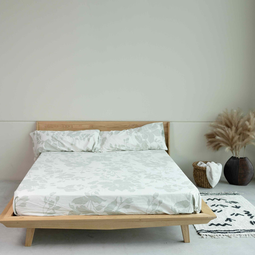 Cama matrimonio de madera maciza roble MALMO | VESKOR