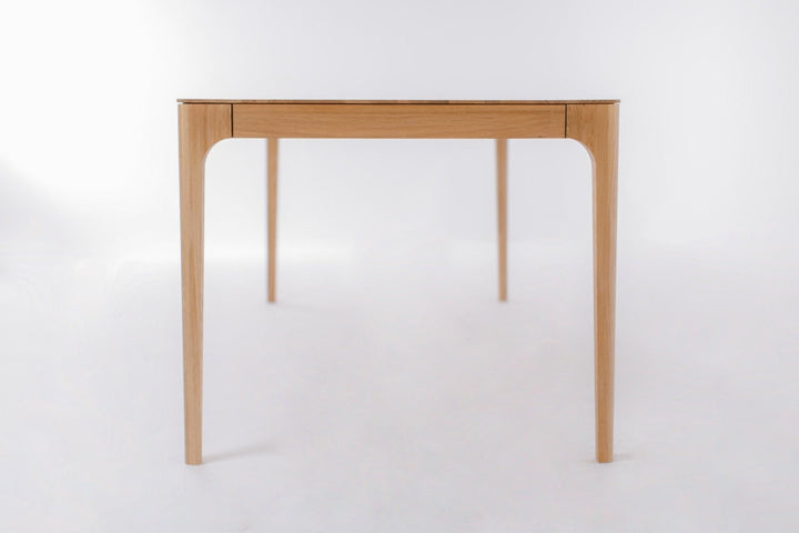 Mesa de jantar extensível em madeira maciça CREATIV | VESKOR