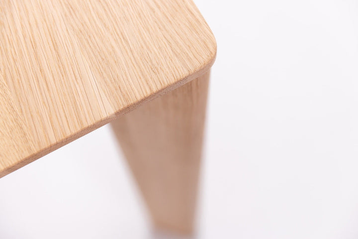 Table de salle à manger fixe en bois massif DITA | VESKOR
