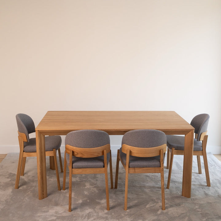 Table de salle à manger fixe en bois massif DITA | VESKOR