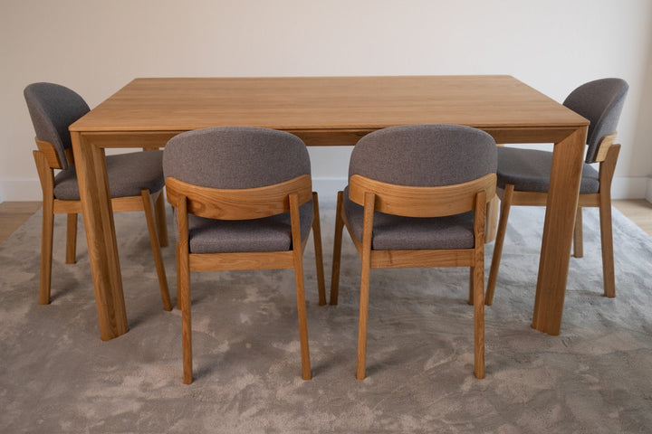Table de salle à manger fixe en bois massif DITA | VESKOR