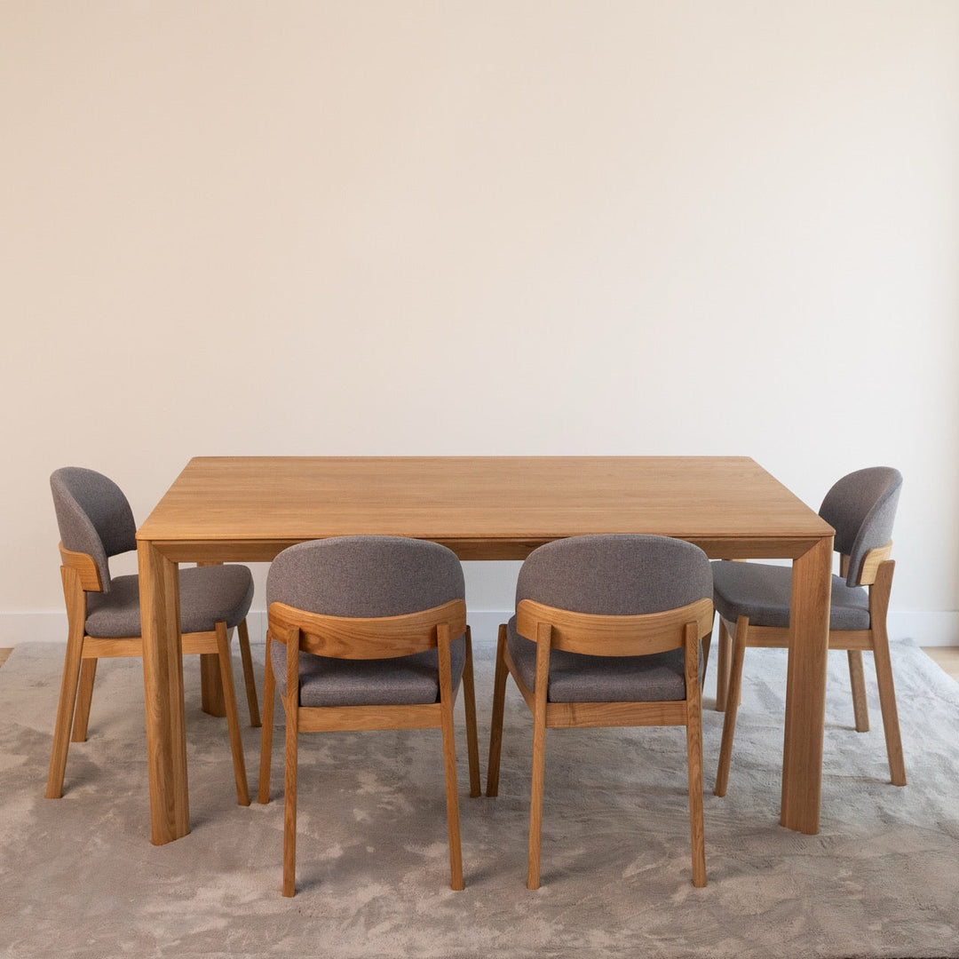 Table de salle à manger fixe en bois massif DITA | VESKOR