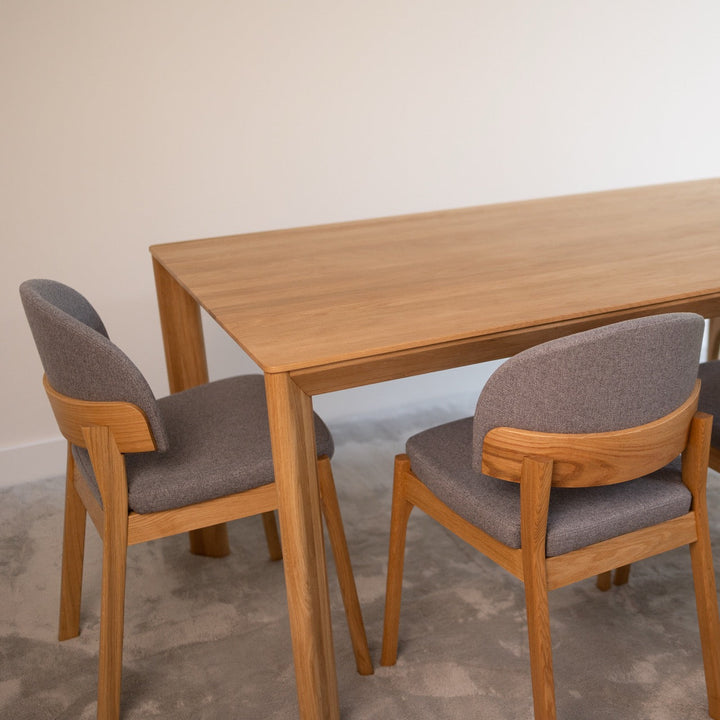Table de salle à manger fixe en bois massif DITA | VESKOR