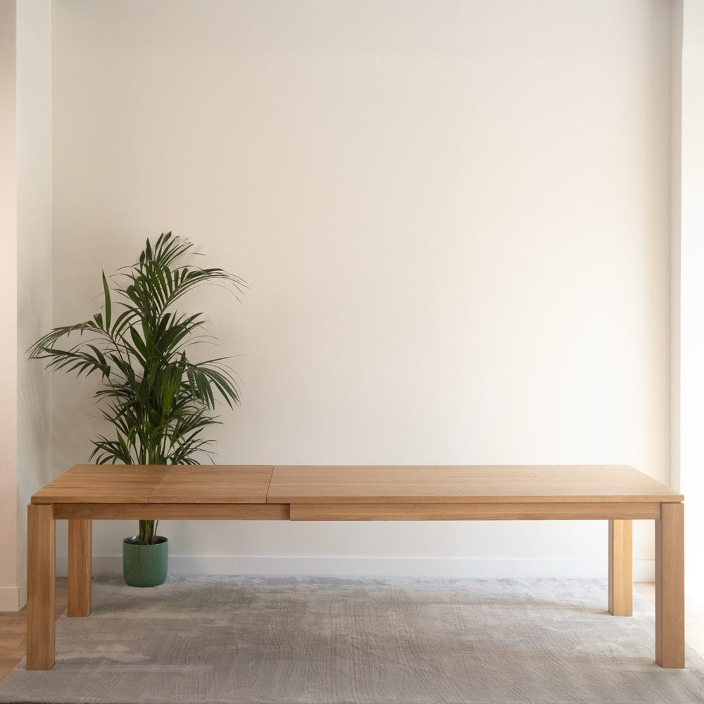 Table de salle à manger à rallonges en bois massif LUX 2020 | VESKOR