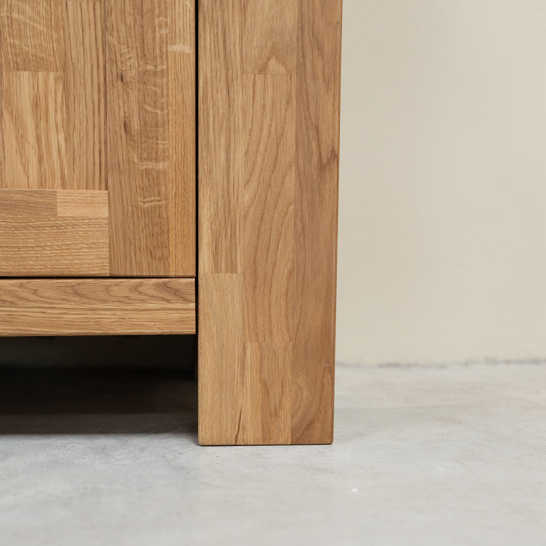 Aparador de madera maciza roble BALDER, 160x44x82 cm. | VESKOR
