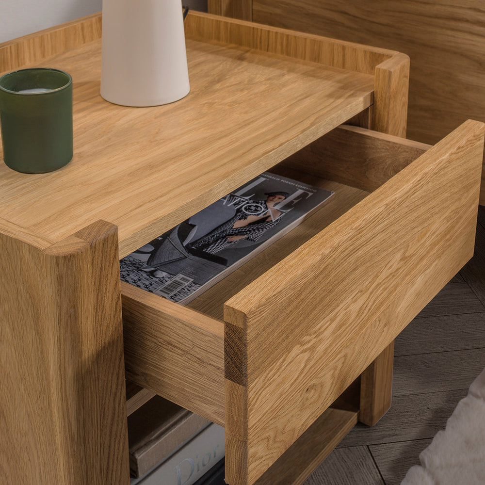 VESKOR Nachttisch Eiche massiv LISBOA 79