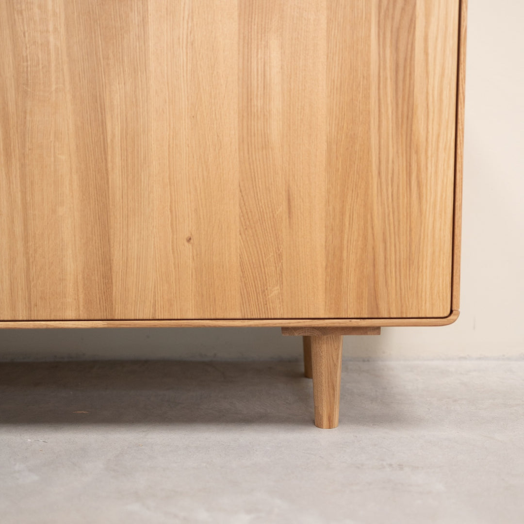 Mueble de TV madera roble AMANDI | VESKOR