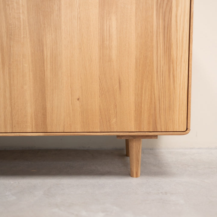 Mueble de TV madera roble AMANDI | VESKOR