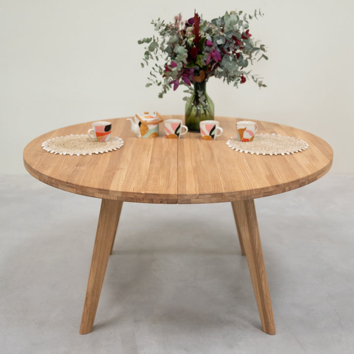 VESKOR Mesa de comedor redonda y extensible de madera maciza de roble LEA