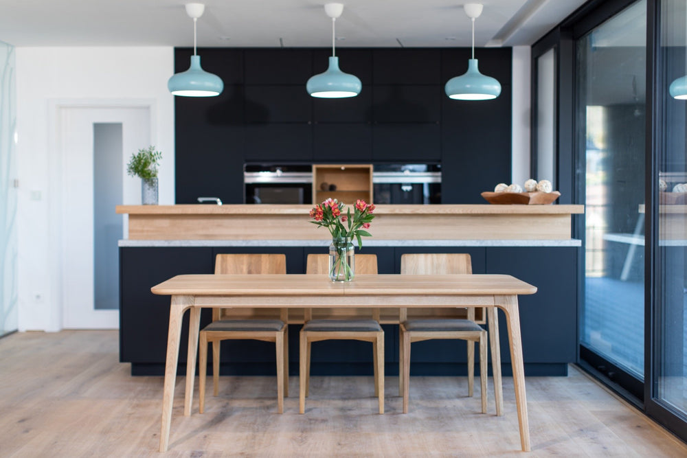 Mesa de comedor fija madera maciza TOKIO | KARPIS