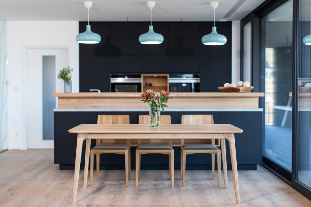 Mesa de comedor fija madera maciza TOKIO | KARPIS