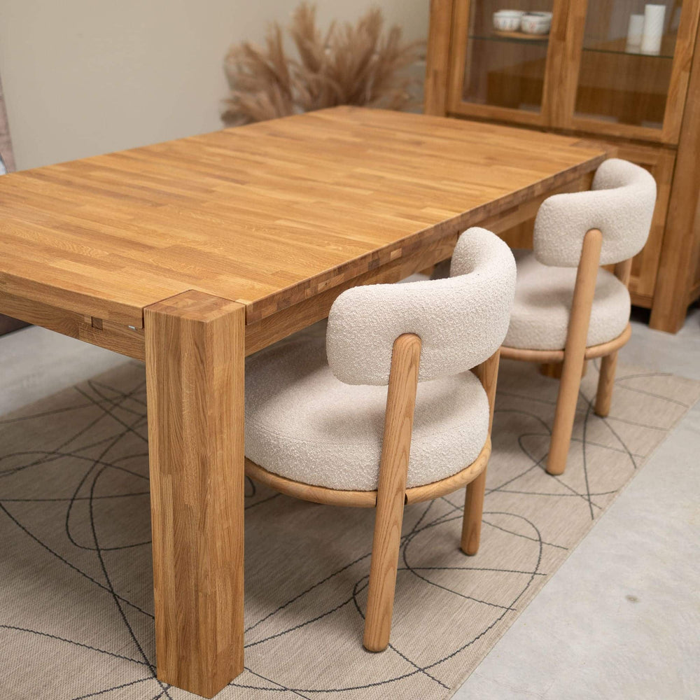 VESKOR Silla de madera maciza de roble tapizada de la colección Lova Mueble nórdico con un diseño moderno Mobel.Store