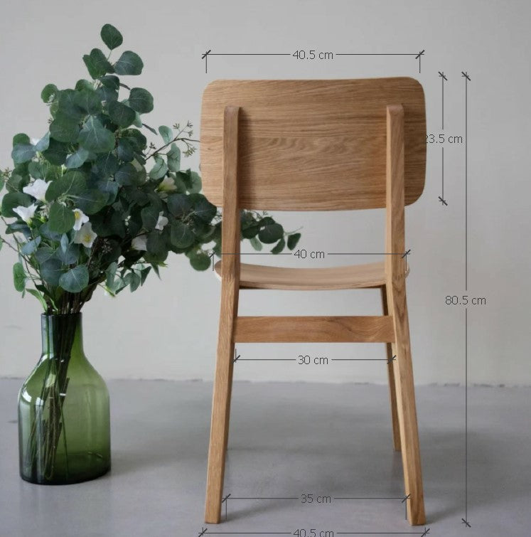 VESKOR Pack de Sillas de comedor de madera maciza de roble de la colección Dania Mueble nórdico con un diseño moderno Mobel.Store