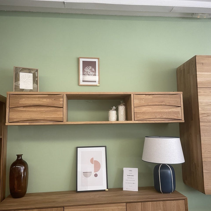 Mueble de TV flotante de madera de roble MALMO | VESKOR