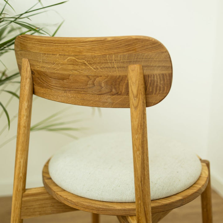 VESKOR Silla Paola tapizada madera maciza roble Mueble nórdico moderno
