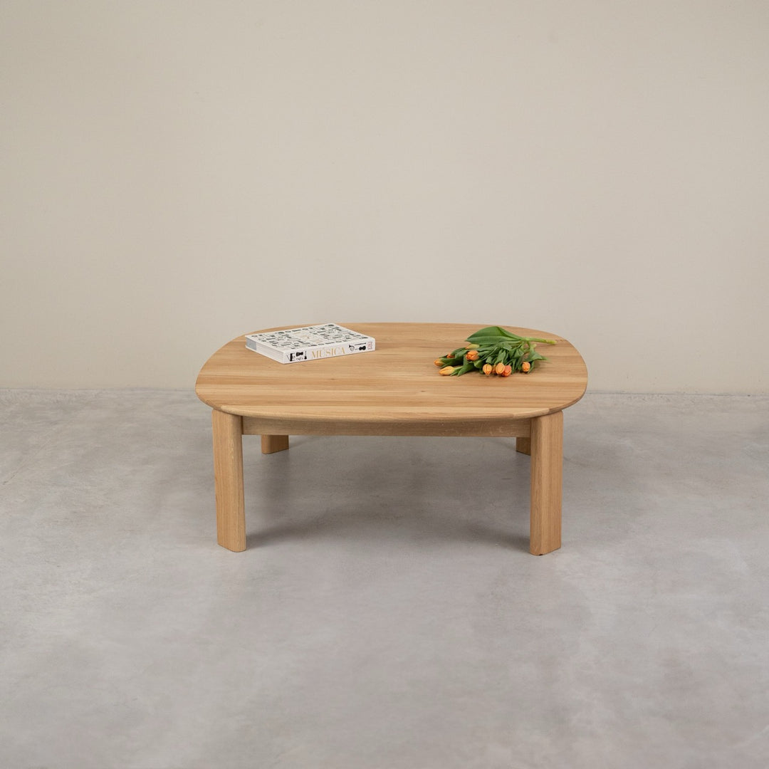 Tavolino in legno massello di rovere Victoria | VESKOR