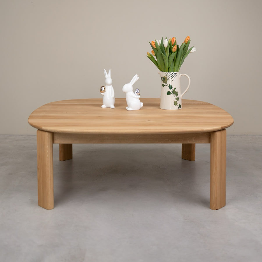 Mesa de centro em carvalho maciço Victoria | VESKOR
