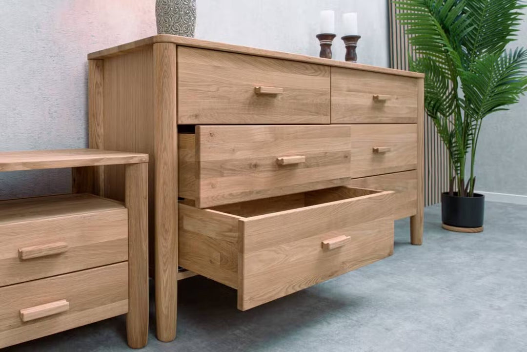 Cómoda de madera maciza roble AURA | VESKOR