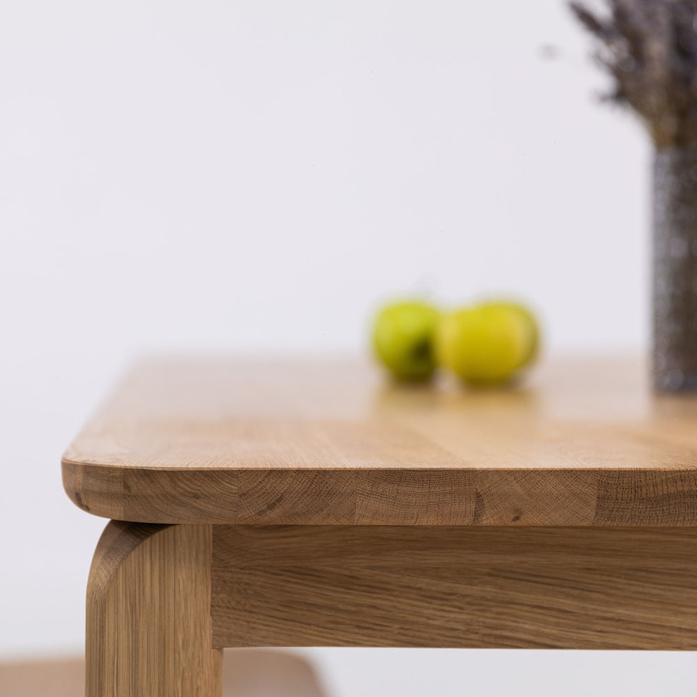 Table de salle à manger fixe en bois massif GOLF | KARPIS