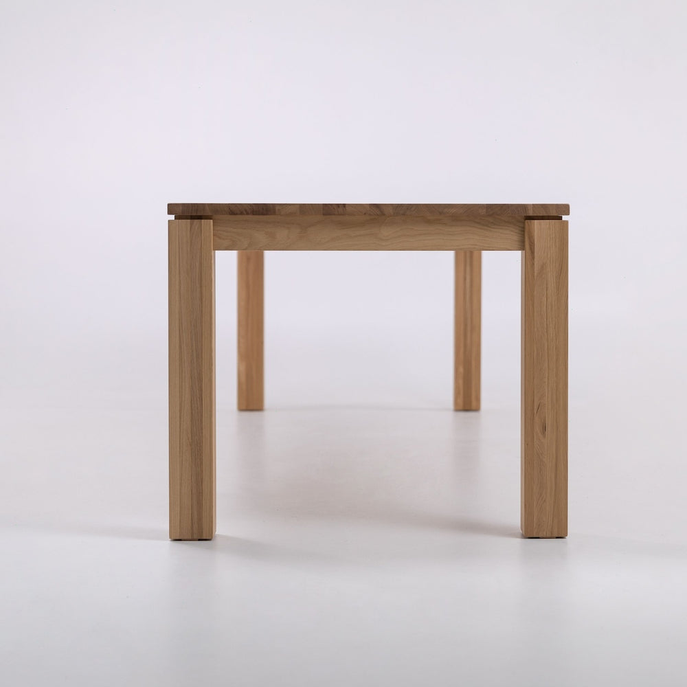 Mesa de comedor fija madera maciza LUX 2020 | KARPIS
