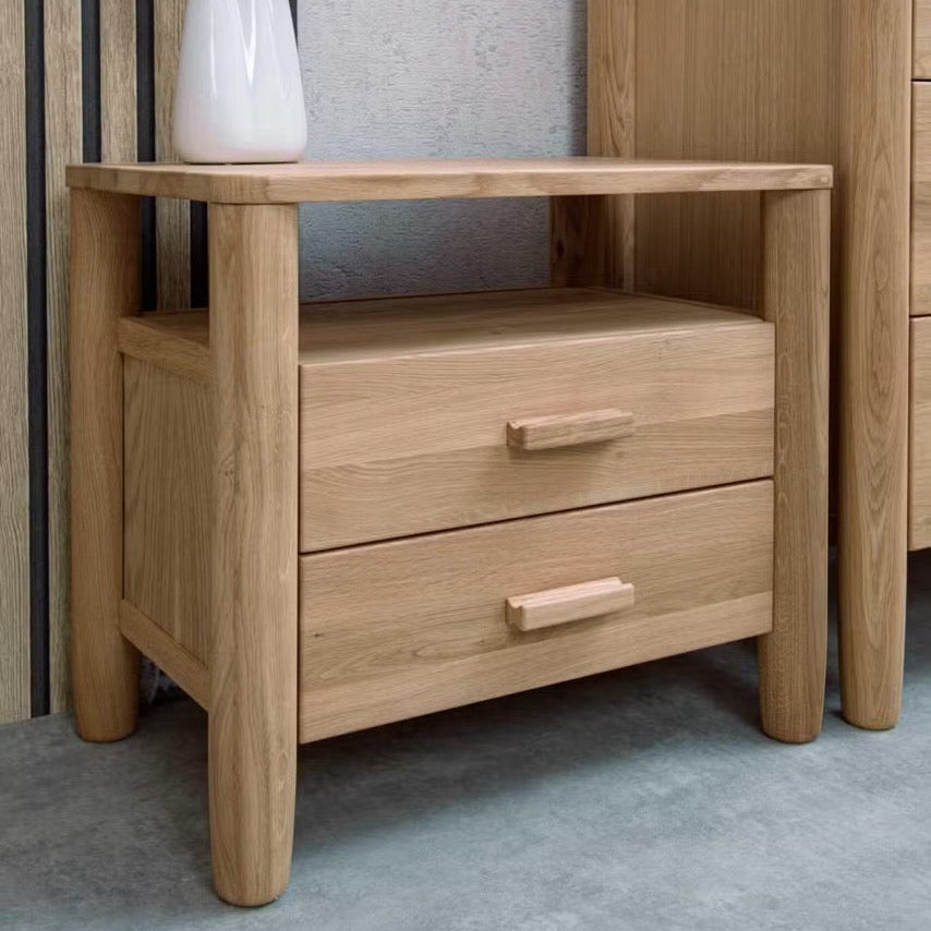 Mesa de noche de madera maciza de roble AURA | VESKOR
