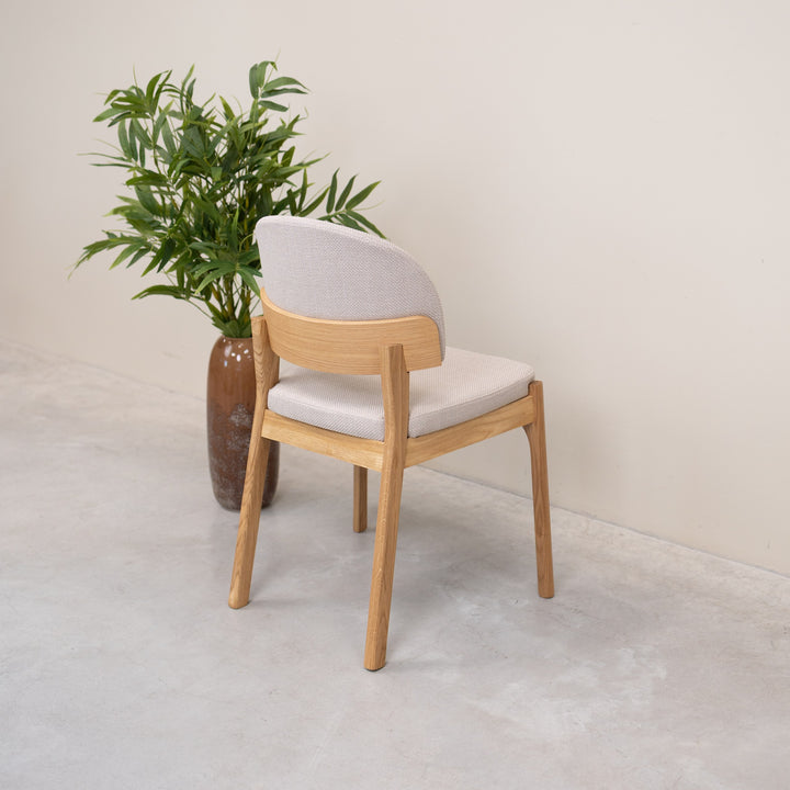 Pack de 2 o 4 Sillas de Madera Maciza de Roble Astrid | VESKOR